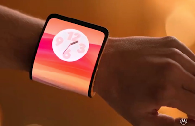 Motorola wearable Wrist Smartphone Concept image_Supernewscorner
